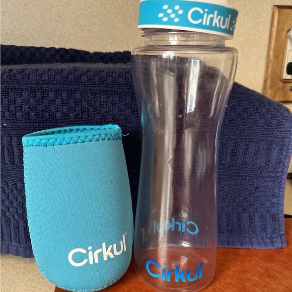 Cirkul bottle - Picture 1 of 3